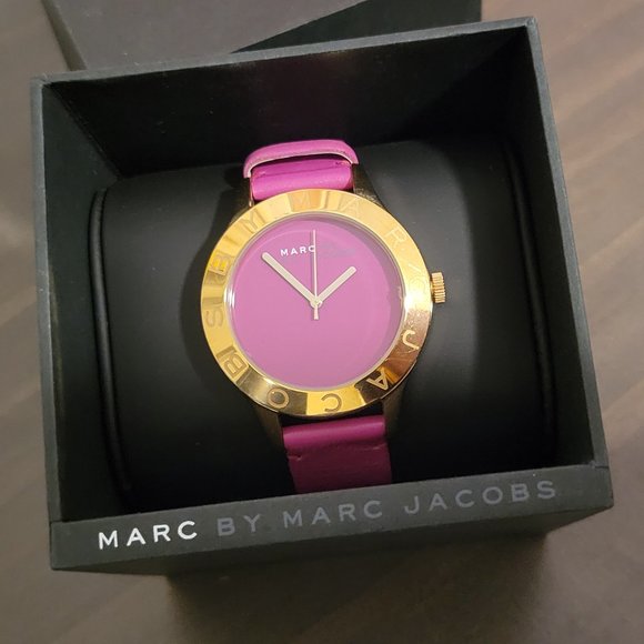 Marc by Marc Jacobs Leather Watch in Fuchsia main image 4